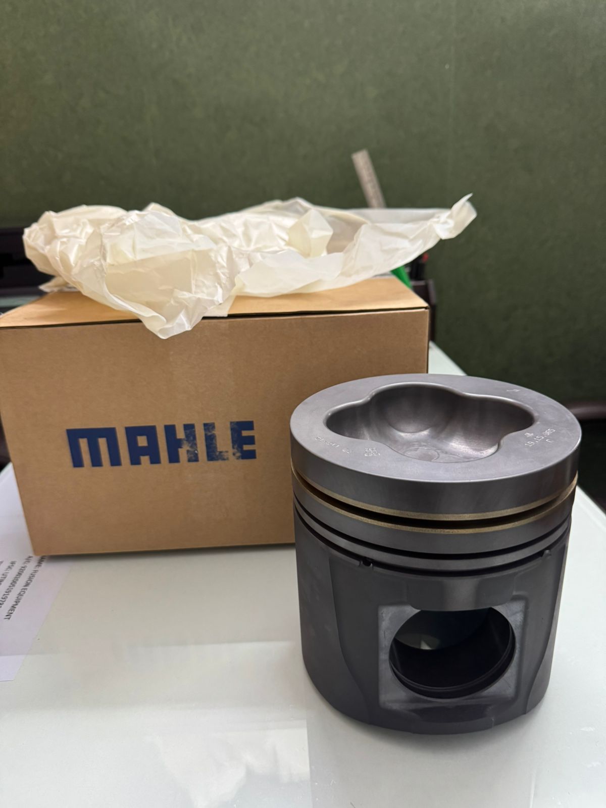 19.15.560 / 1915560 , 1915065 / 19.15.065 Piston for HGM 560 / SGE 56 HM